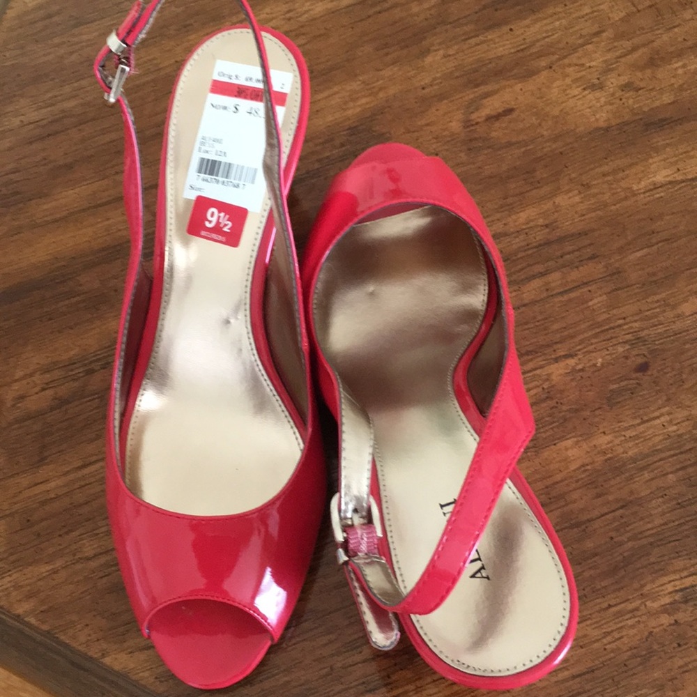 NWT- Alfani peep toe, open heel wedge sandals.